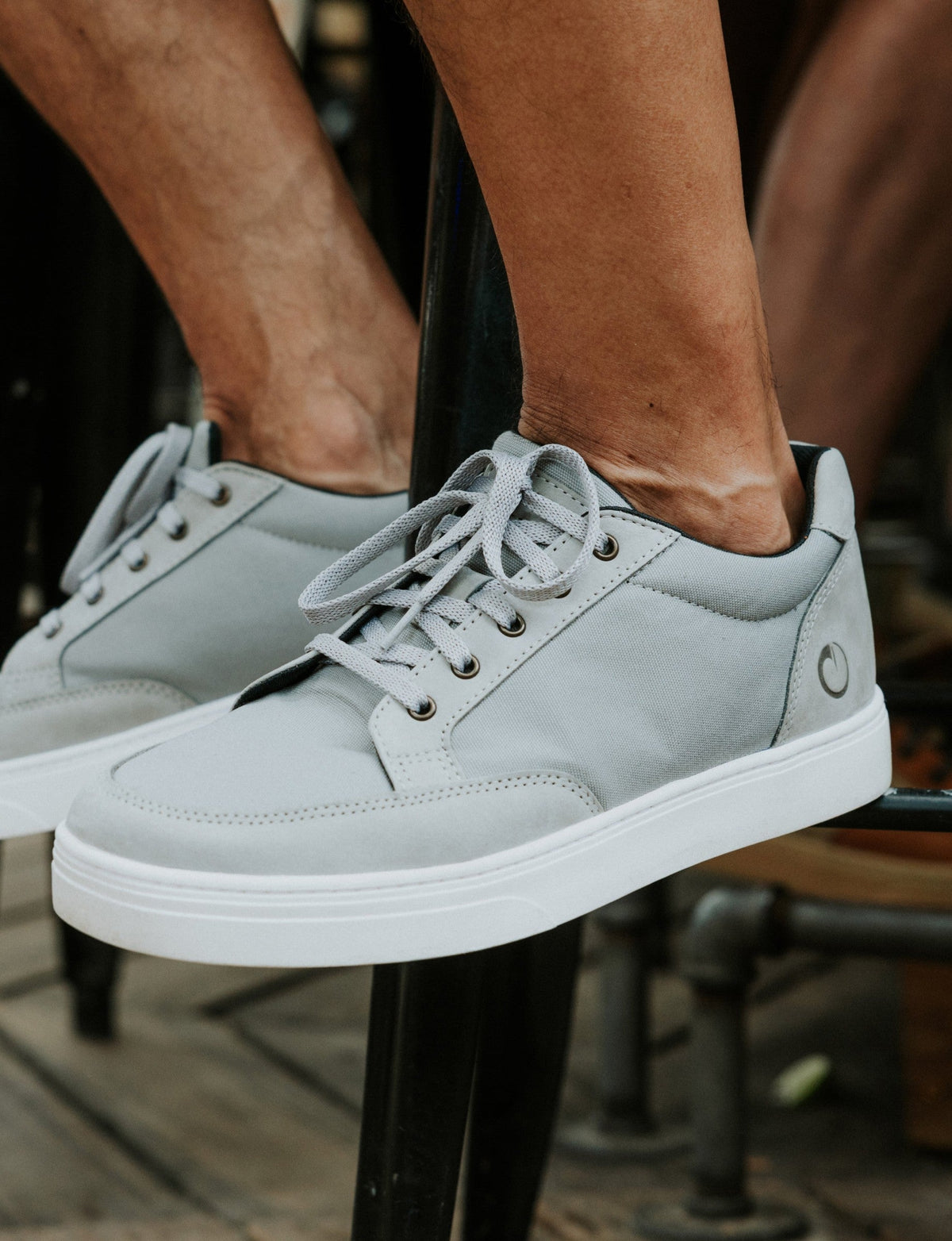ORIGIN STANDARD LOW CANVAS SNEAKER