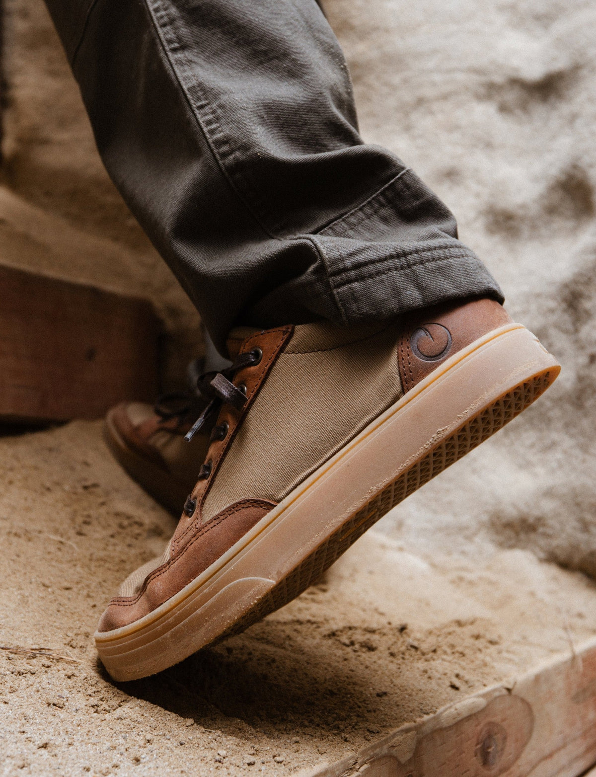 ORIGIN STANDARD LOW CANVAS SNEAKER