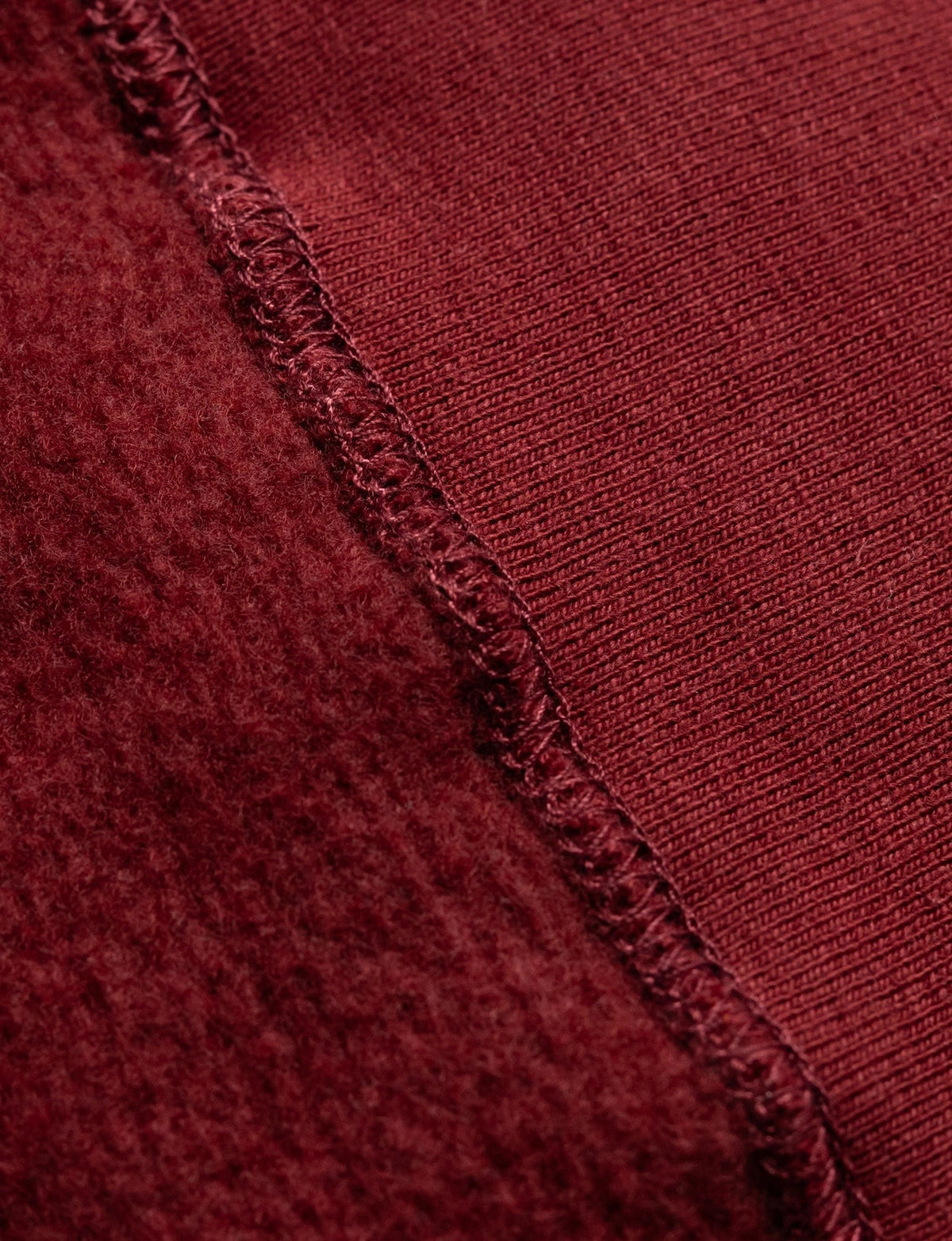 THE 100 KILO CREWNECK SWEATSHIRT
